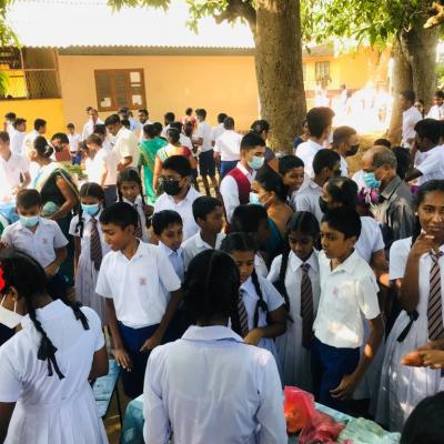 වාණිජ පොළ පැවැත්විම